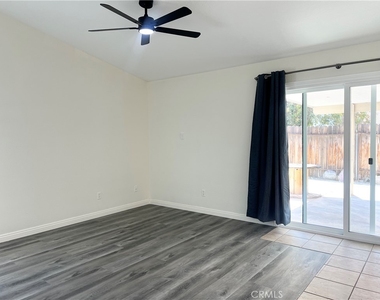 1084 E Evans Street - Photo Thumbnail 15