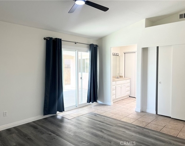 1084 E Evans Street - Photo Thumbnail 16