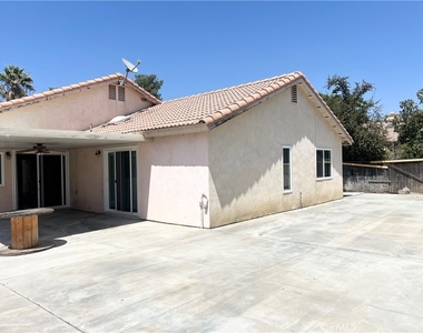 1084 E Evans Street - Photo Thumbnail 24