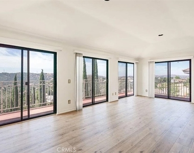 2260 Indian Creek Road - Photo Thumbnail 4