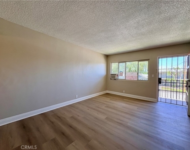 2147 F Street - Photo Thumbnail 3