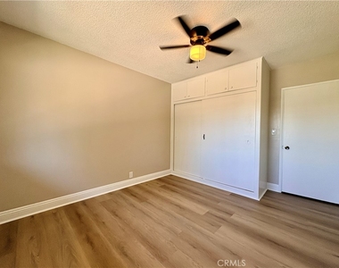 2147 F Street - Photo Thumbnail 5