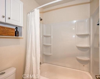 5460 White Oak Avenue - Photo Thumbnail 5