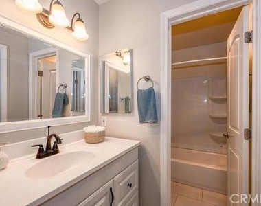 5460 White Oak Avenue - Photo Thumbnail 4