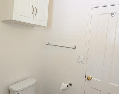 209 N Florence Street - Photo Thumbnail 13
