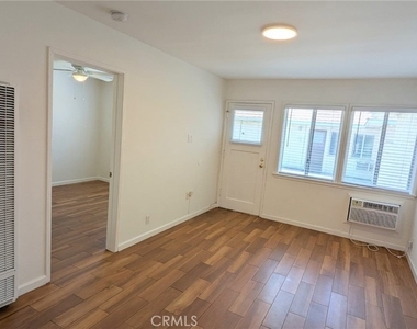209 N Florence Street - Photo Thumbnail 1