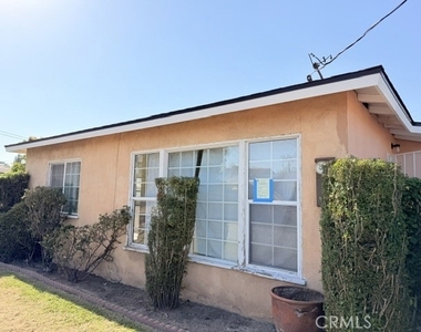 5335 El Monte Avenue - Photo Thumbnail 9