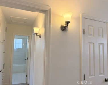 5335 El Monte Avenue - Photo Thumbnail 12