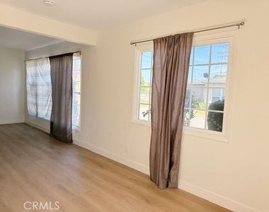 5335 El Monte Avenue - Photo Thumbnail 4