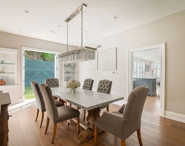 1460 N Doheny Drive - Photo Thumbnail 20
