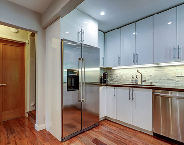 8326 Ridpath Drive - Photo Thumbnail 24