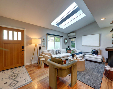 8326 Ridpath Drive - Photo Thumbnail 13