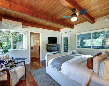 8326 Ridpath Drive - Photo Thumbnail 27