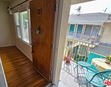 7621 Hampton Avenue - Photo Thumbnail 1