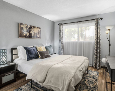 751 N Los Felices Circle - Photo Thumbnail 9