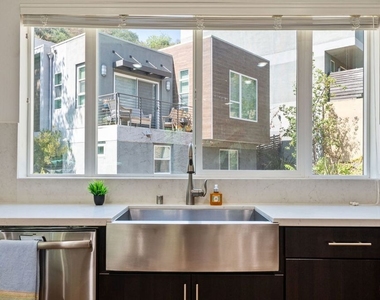 2780 N Wright Lane - Photo Thumbnail 10