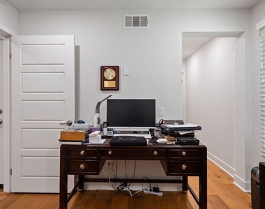 2780 N Wright Lane - Photo Thumbnail 38