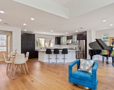 2780 N Wright Lane - Photo Thumbnail 1