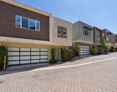 2780 N Wright Lane - Photo Thumbnail 35