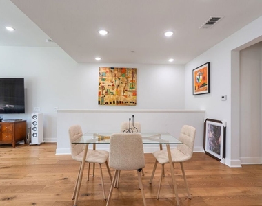2780 N Wright Lane - Photo Thumbnail 13