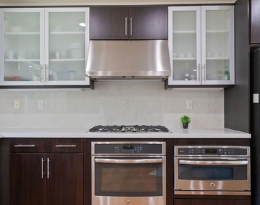 2780 N Wright Lane - Photo Thumbnail 11