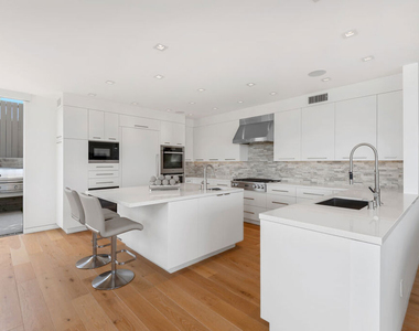 3642 Beverly Ridge Drive - Photo Thumbnail 17