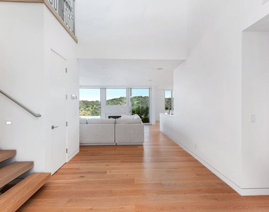 3642 Beverly Ridge Drive - Photo Thumbnail 10
