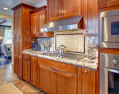 6322 W 78th Place - Photo Thumbnail 5