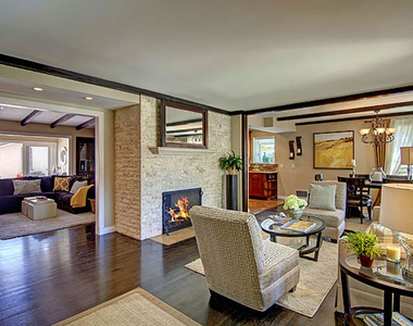 6322 W 78th Place - Photo Thumbnail 1