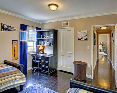 6322 W 78th Place - Photo Thumbnail 17