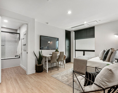 3667 Keystone Avenue - Photo Thumbnail 4
