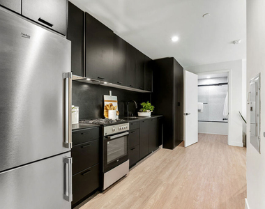 3667 Keystone Avenue - Photo Thumbnail 1