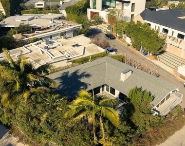 1127 Angelo Drive - Photo Thumbnail 26