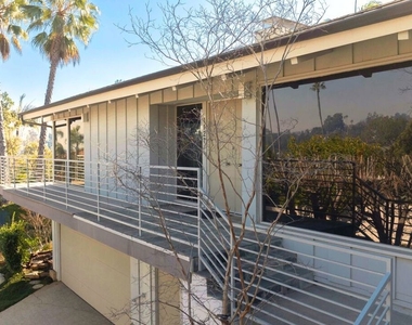 1127 Angelo Drive - Photo Thumbnail 23