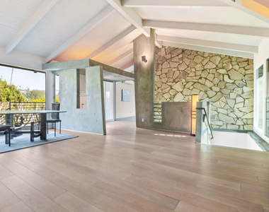 1127 Angelo Drive - Photo Thumbnail 6