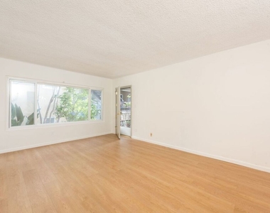 8335 W Manchester Avenue - Photo Thumbnail 8