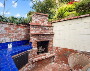 8335 W Manchester Avenue - Photo Thumbnail 26
