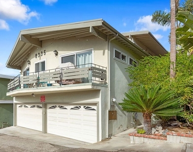 8335 W Manchester Avenue - Photo Thumbnail 27