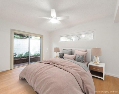 8335 W Manchester Avenue - Photo Thumbnail 4