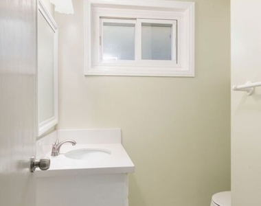 8335 W Manchester Avenue - Photo Thumbnail 17