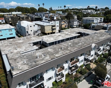 2721 2nd Street - Photo Thumbnail 26