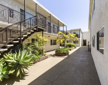 2721 2nd Street - Photo Thumbnail 19