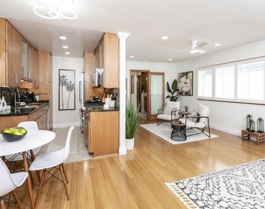 2721 2nd Street - Photo Thumbnail 11