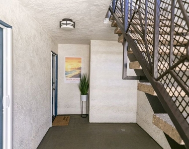 2721 2nd Street - Photo Thumbnail 34