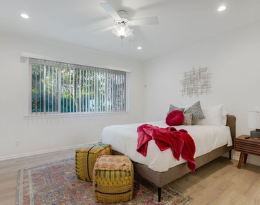 6207 Melba Avenue - Photo Thumbnail 18
