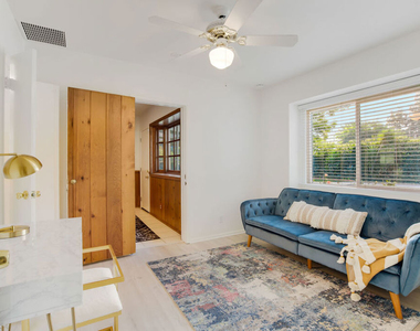 6207 Melba Avenue - Photo Thumbnail 16