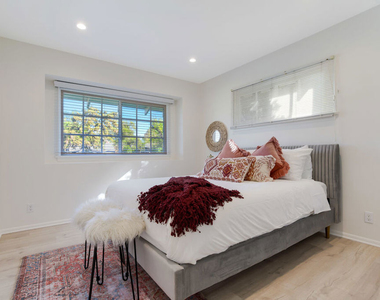 6207 Melba Avenue - Photo Thumbnail 19