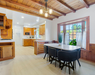 6207 Melba Avenue - Photo Thumbnail 12