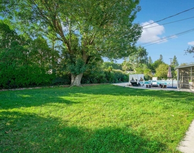 6207 Melba Avenue - Photo Thumbnail 4