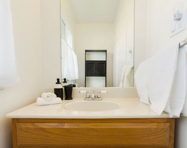 6207 Melba Avenue - Photo Thumbnail 20